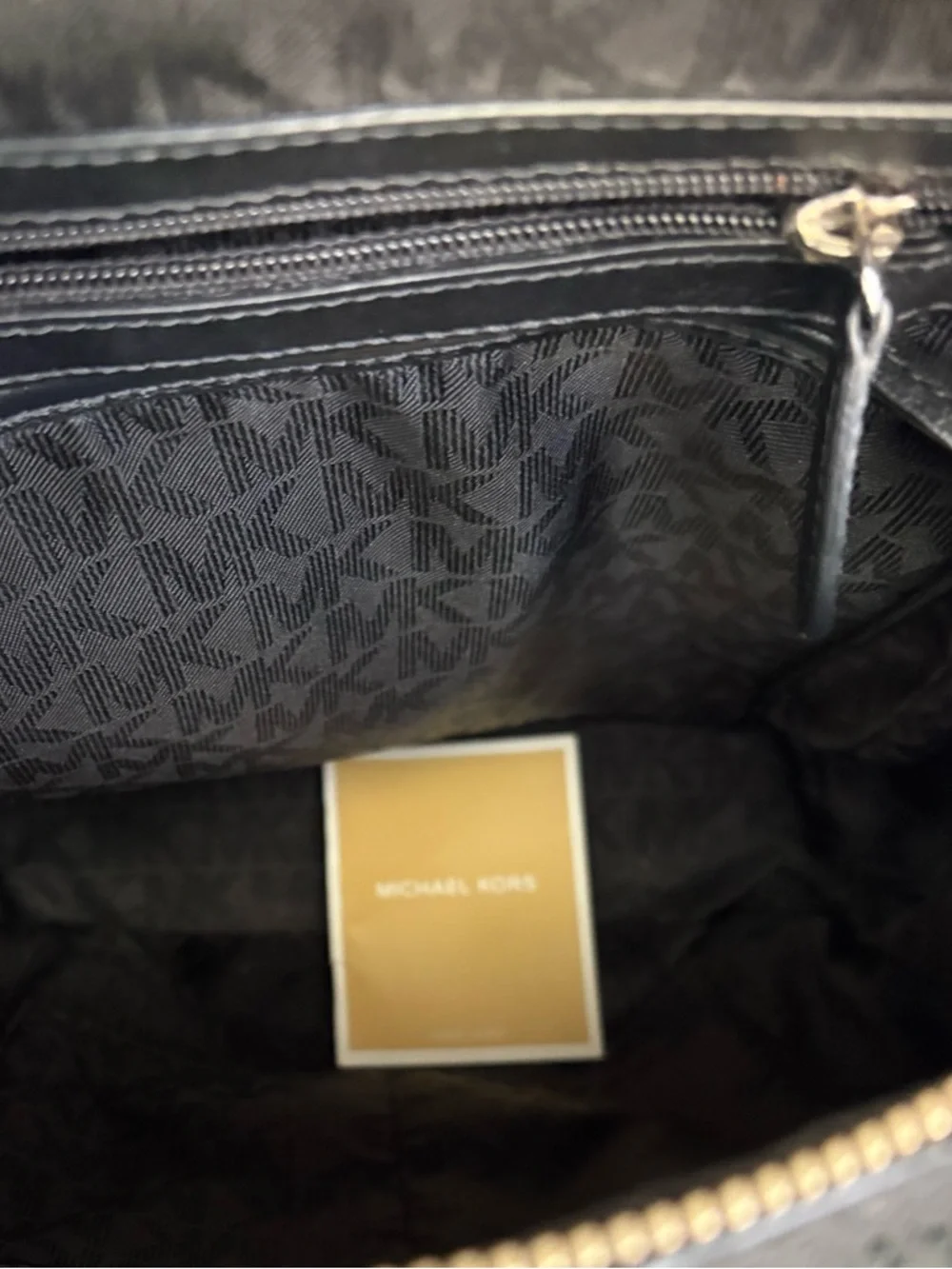 🖤🖤MICHAEL KORS RHEA MEDIUM PERFORATED BLACK LEATHER BACKPACK!🖤🖤